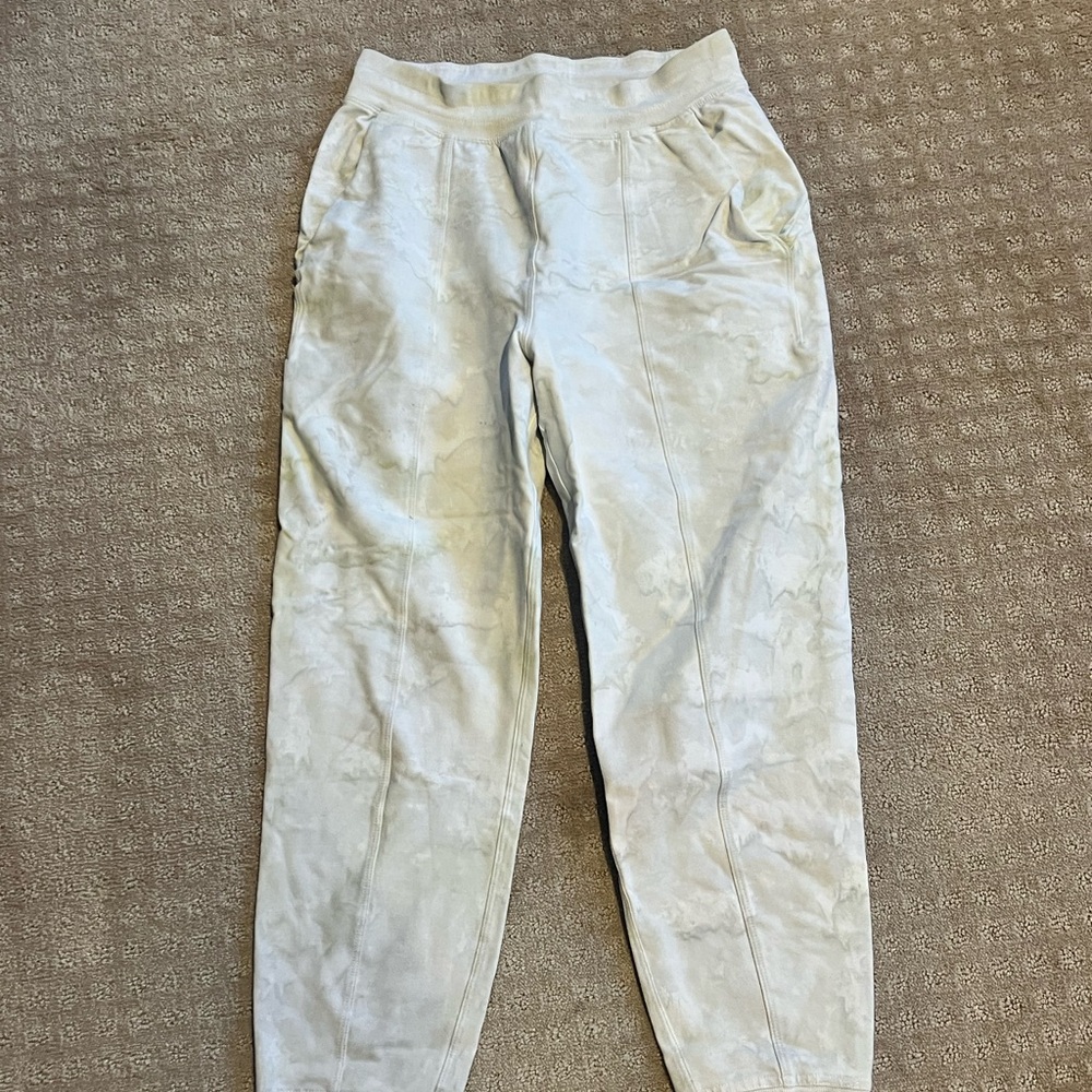 Lululemon Athletica Green and White Track Pants Relaxed Fit
